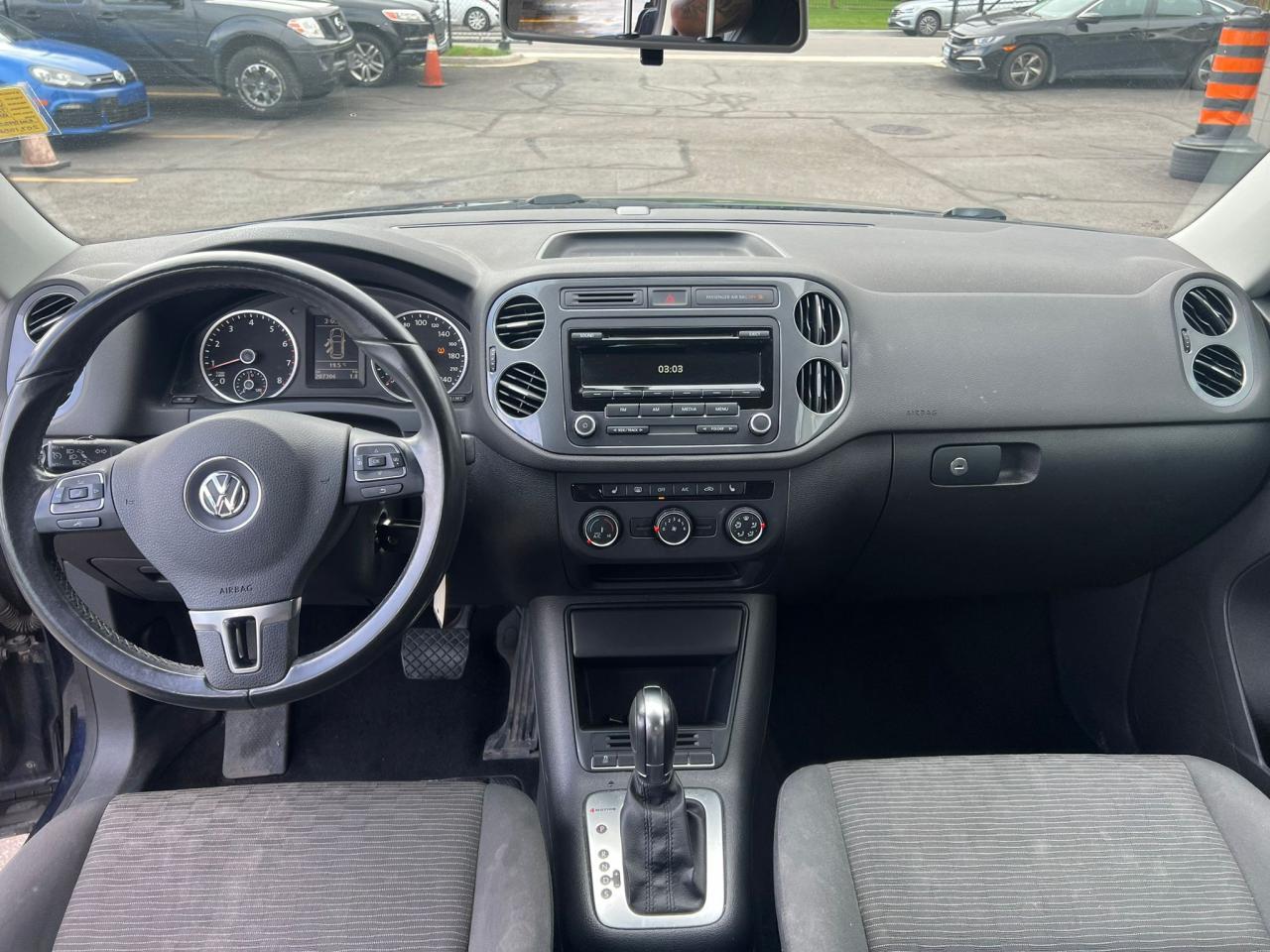 2014 Volkswagen Tiguan 4MOTION 4dr Auto Trendline Photo