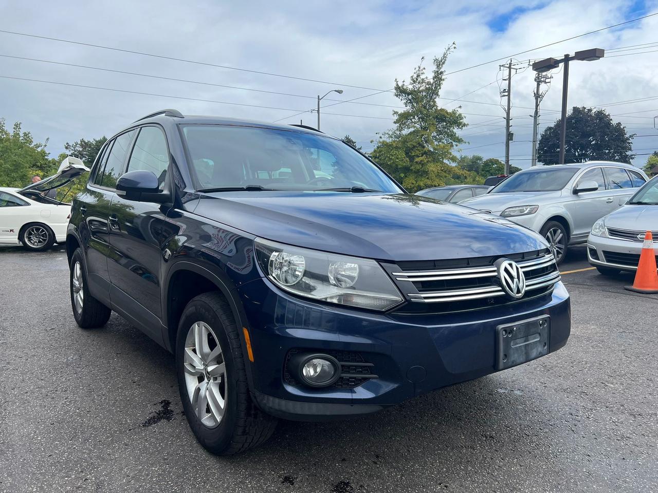 2014 Volkswagen Tiguan 4MOTION 4dr Auto Trendline Photo