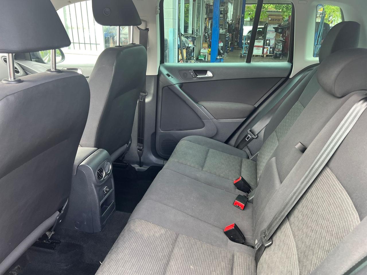 2014 Volkswagen Tiguan 4MOTION 4dr Auto Trendline Photo