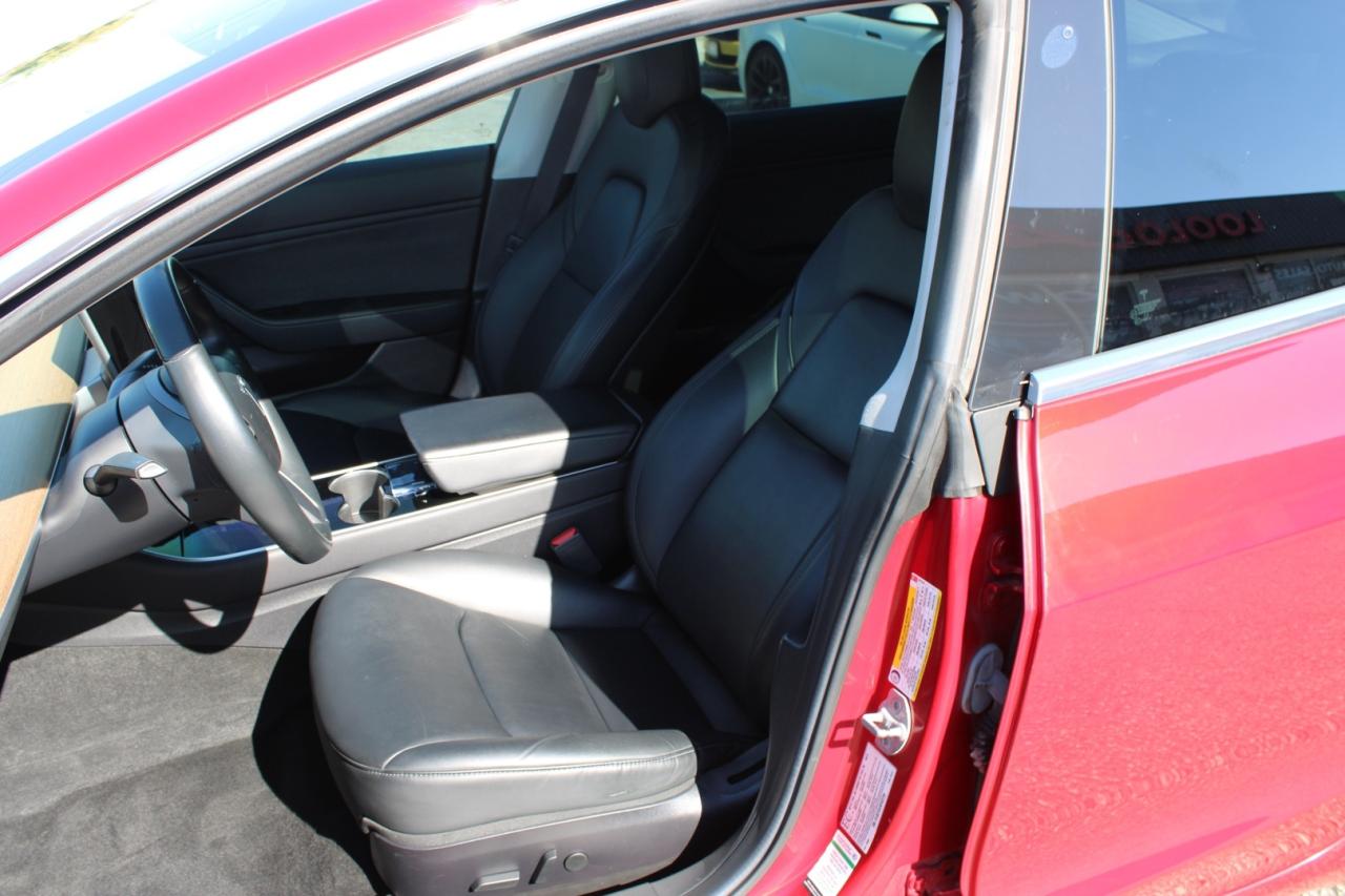 2019 Tesla Model 3 SR+ Panoramic Sunroof $78/Weekly Certified Photo