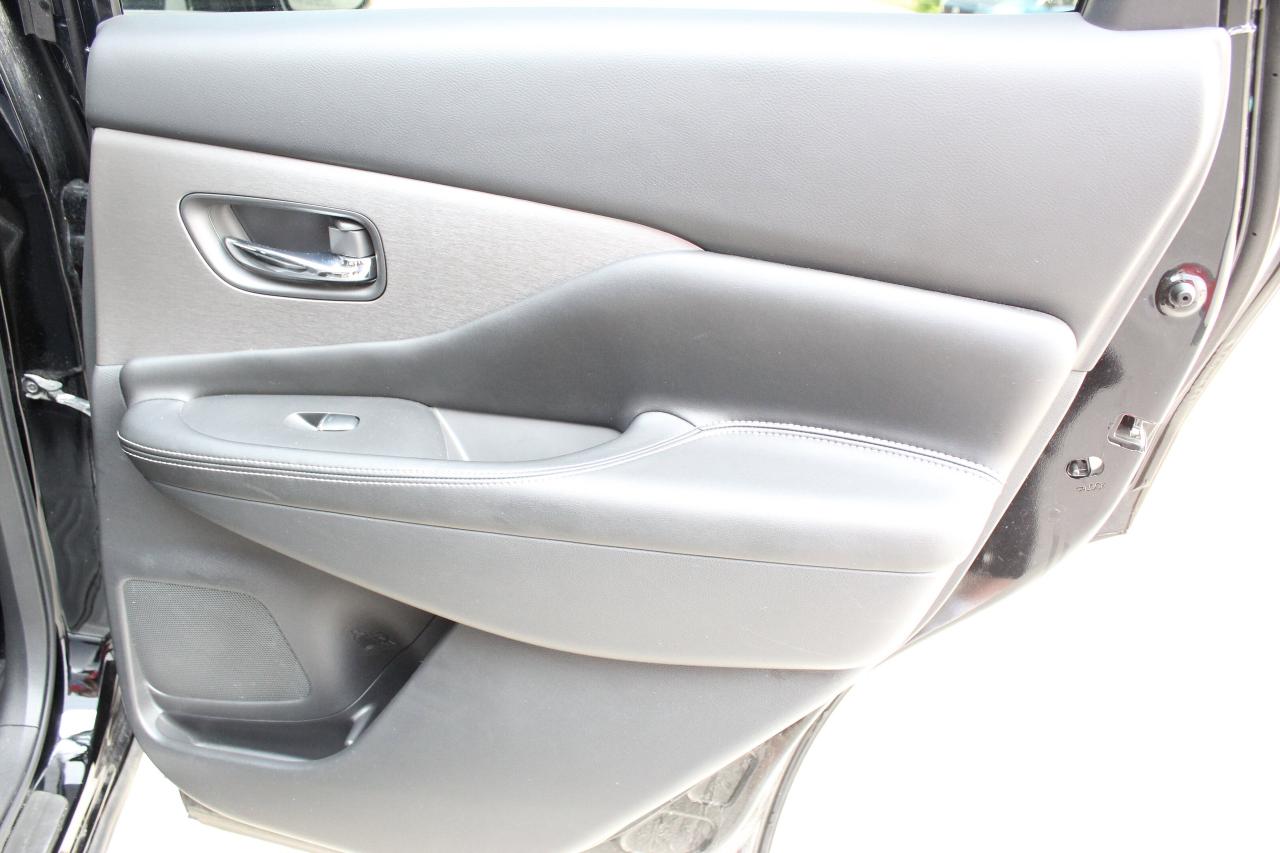 2021 Nissan Murano Midnight Edition, AWD, Leather, Sunroof, Service H Photo