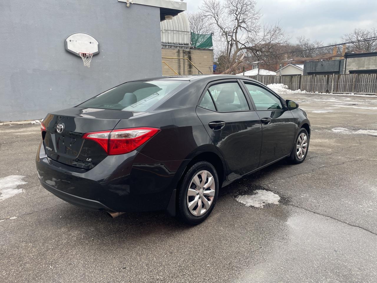 2014 Toyota Corolla LE /  4 DR AUTO /  ONE OWNER / YES ONLY 59005 !!! Photo4