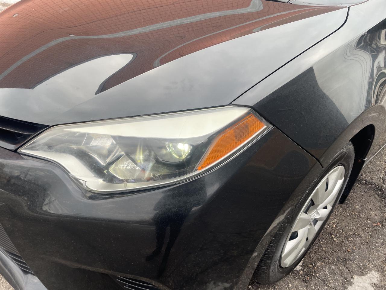 2014 Toyota Corolla LE /  4 DR AUTO /  ONE OWNER / YES ONLY 59005 !!! Photo