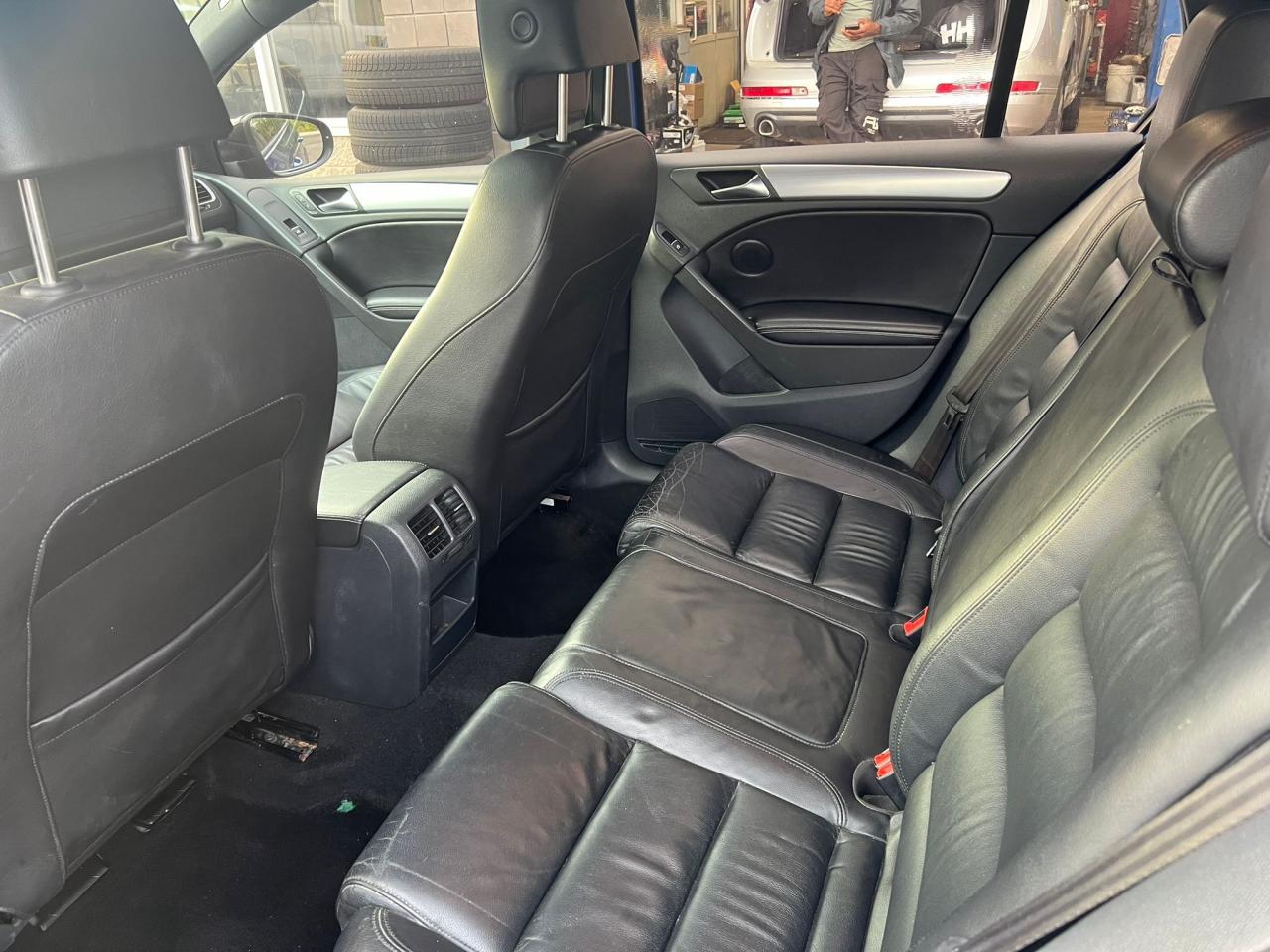 2012 Volkswagen Golf R 5DR HB Photo