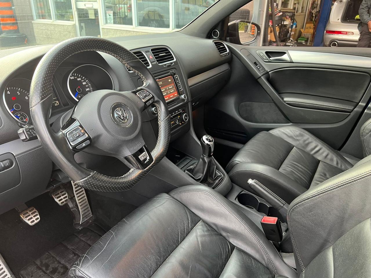 2012 Volkswagen Golf R 5DR HB Photo