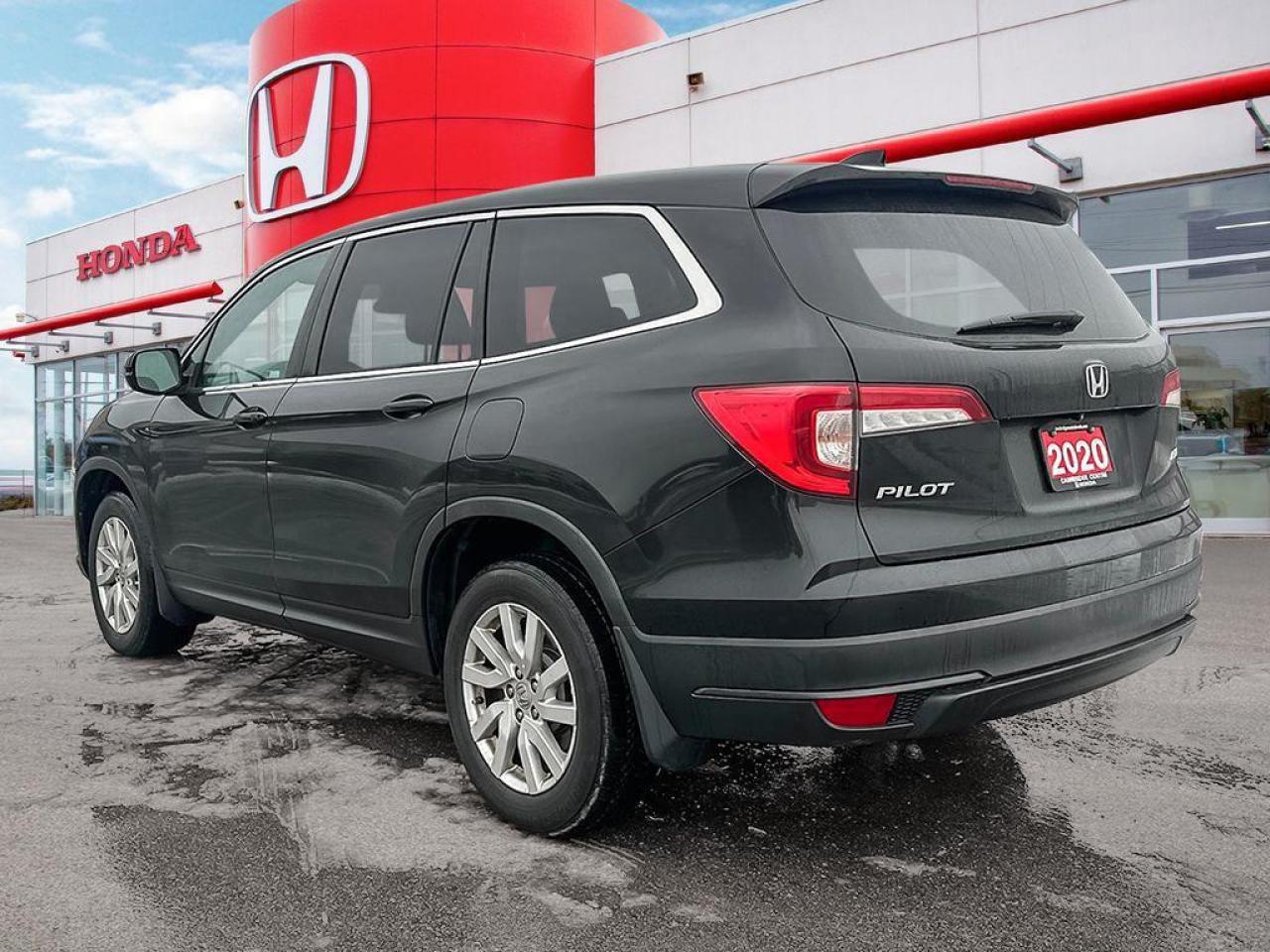 2020 Honda Pilot LX Photo3