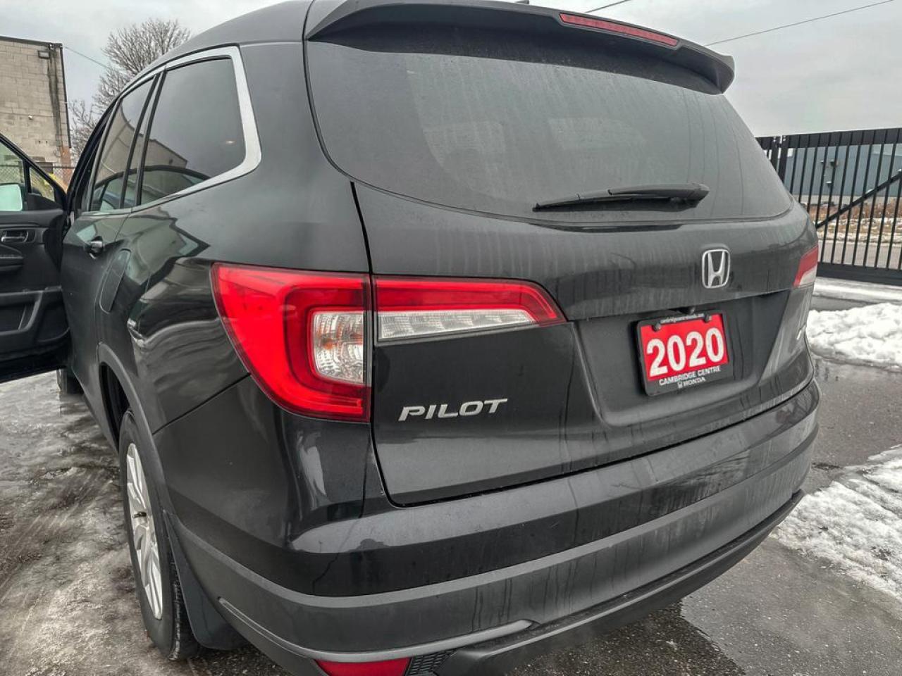 2020 Honda Pilot LX Photo