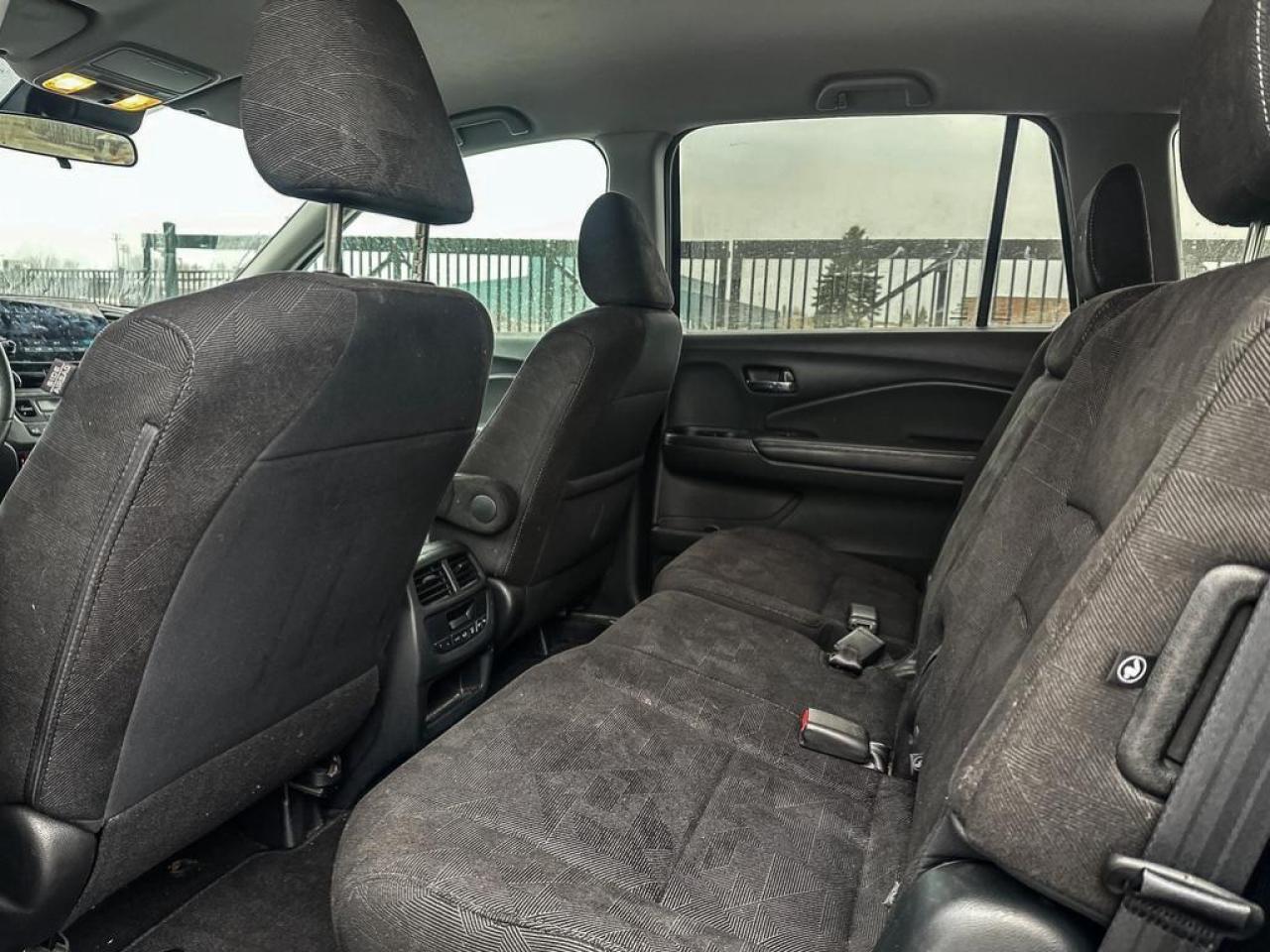 2020 Honda Pilot LX Photo