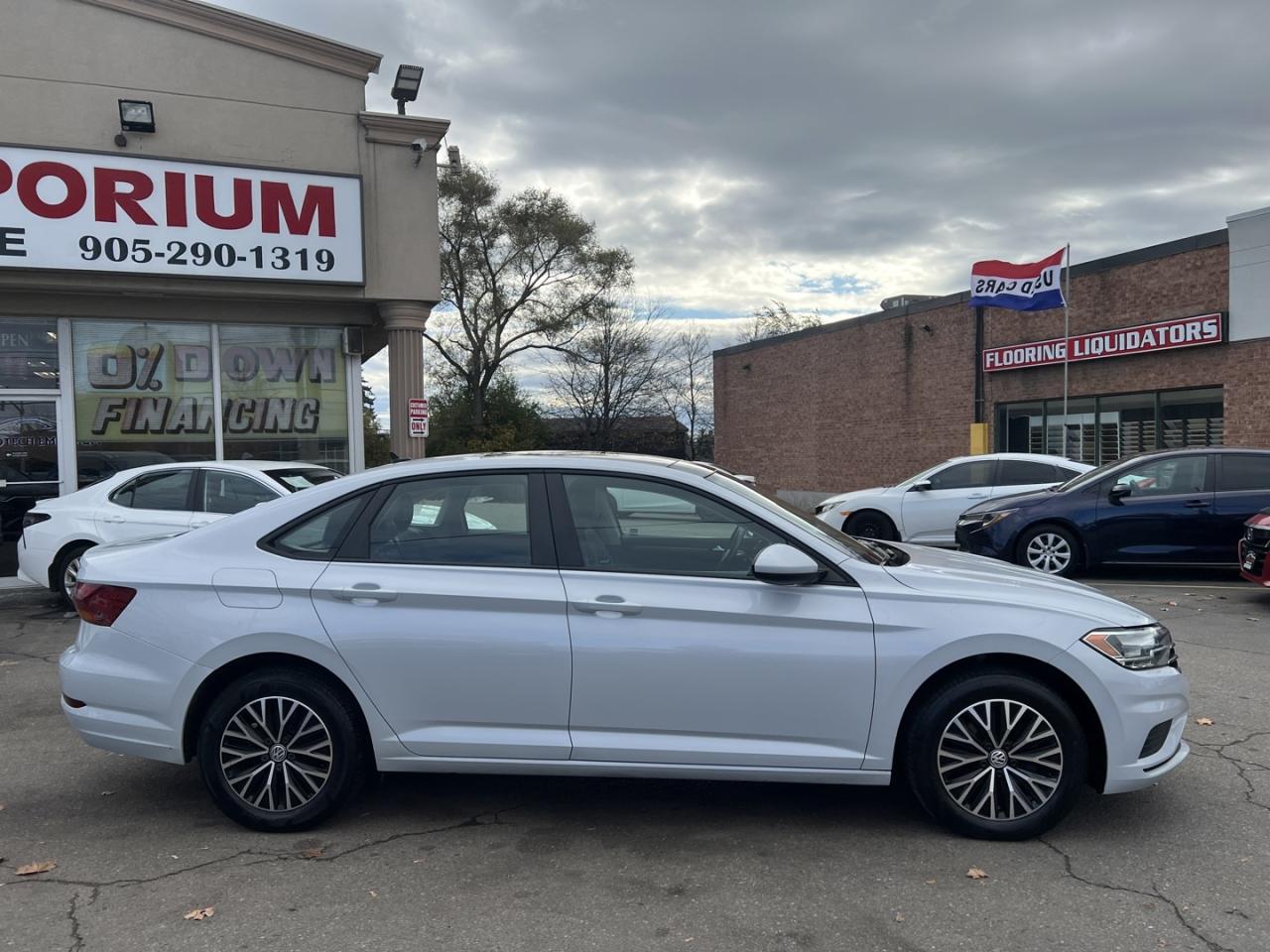 2019 Volkswagen Jetta Highline Pearl White  Leather   Sunroof   Htd Seat Photo3