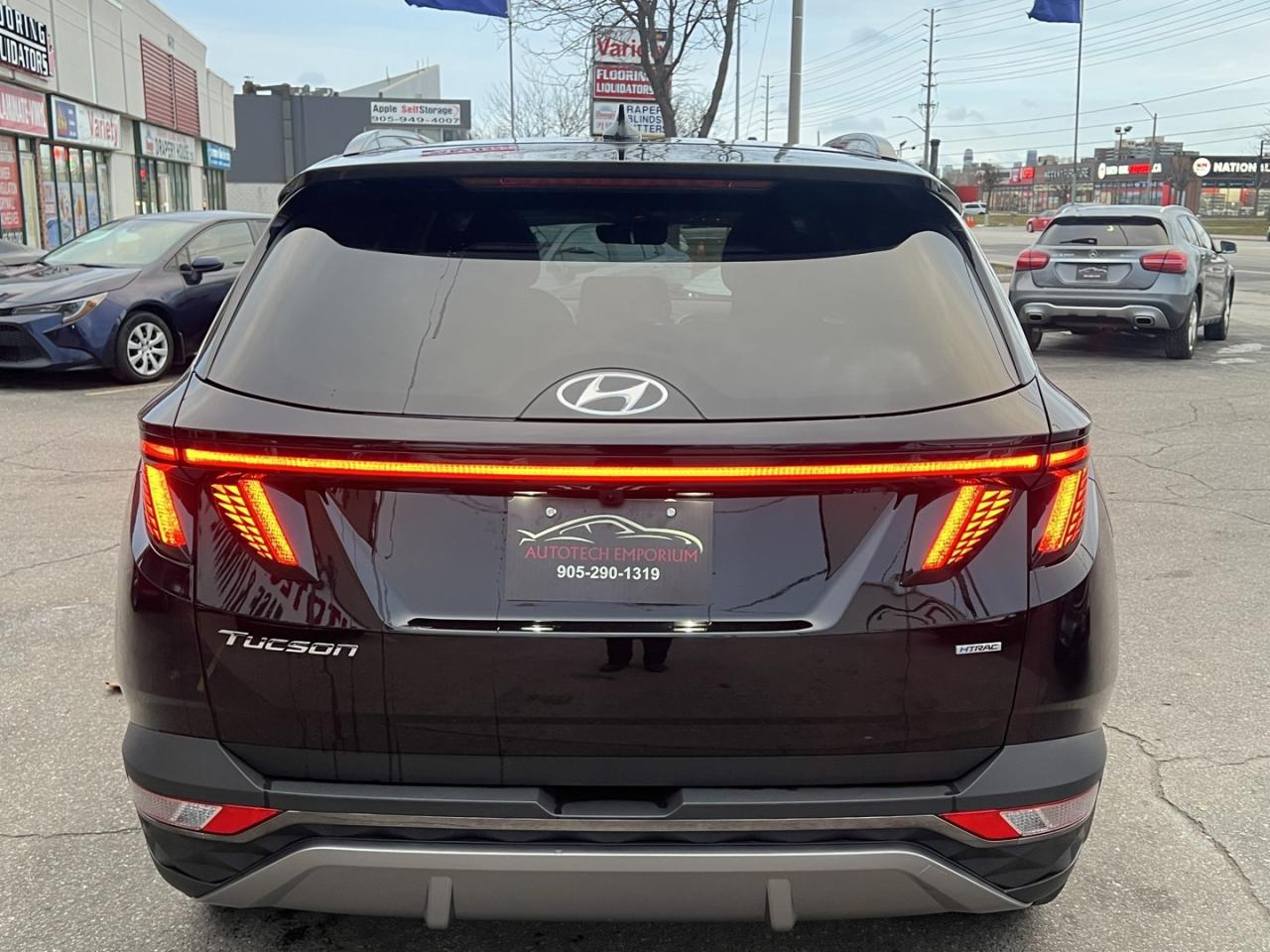 2023 Hyundai Tucson Preferred w/ Trend Pkg   Sunroof   Leather   Navi Photo2