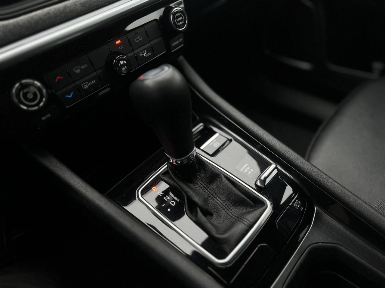 2024 Jeep Compass North 4X4 Pearl White   Htd Seats   Remote Start Photo