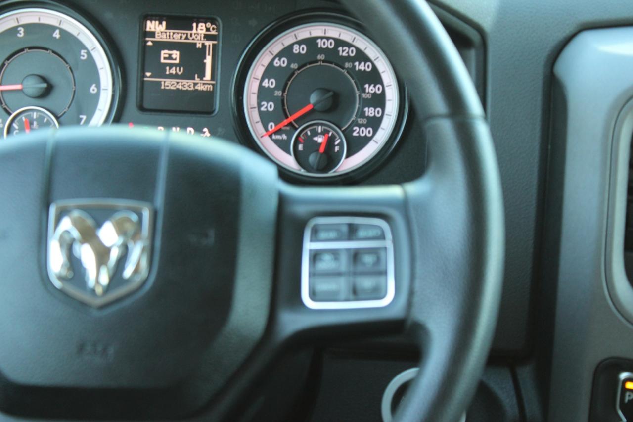 2019 RAM 1500 Tradesman Quad Cab 4WD RAM BOX SAFETY CERTIFIED Photo