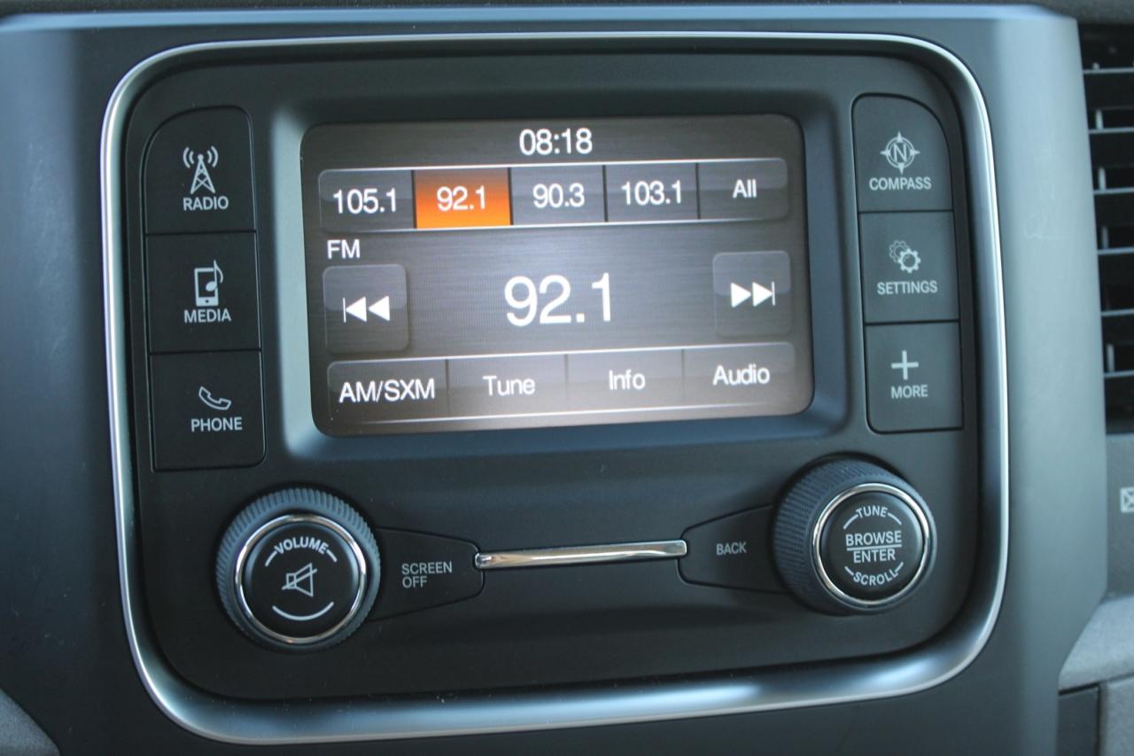 2019 RAM 1500 Tradesman Quad Cab 4WD RAM BOX SAFETY CERTIFIED Photo