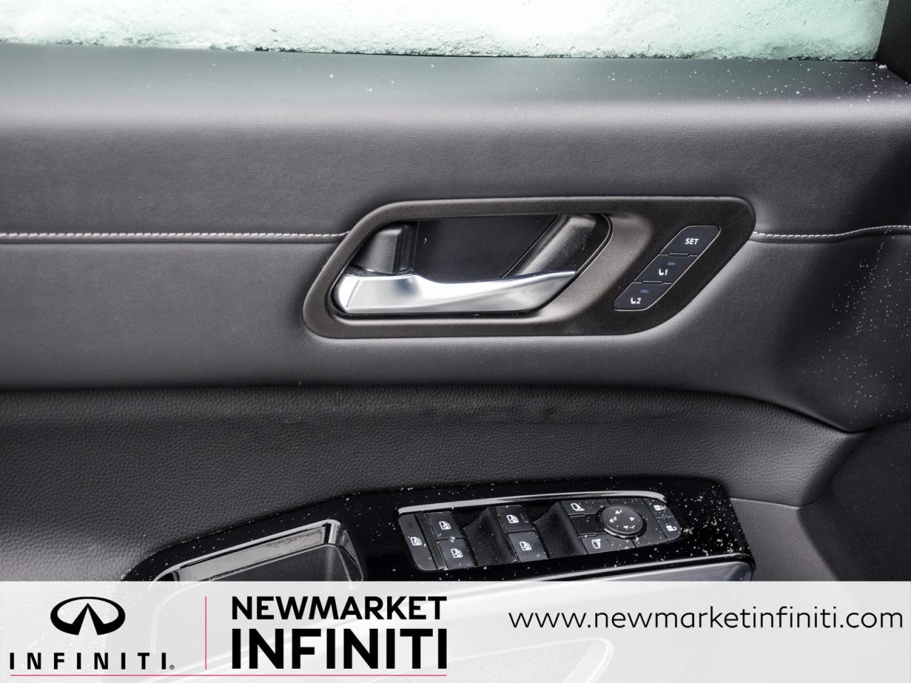 2024 Nissan Pathfinder ONE OWNER/PREMIUM PKG/CARFAX CLEAN Photo