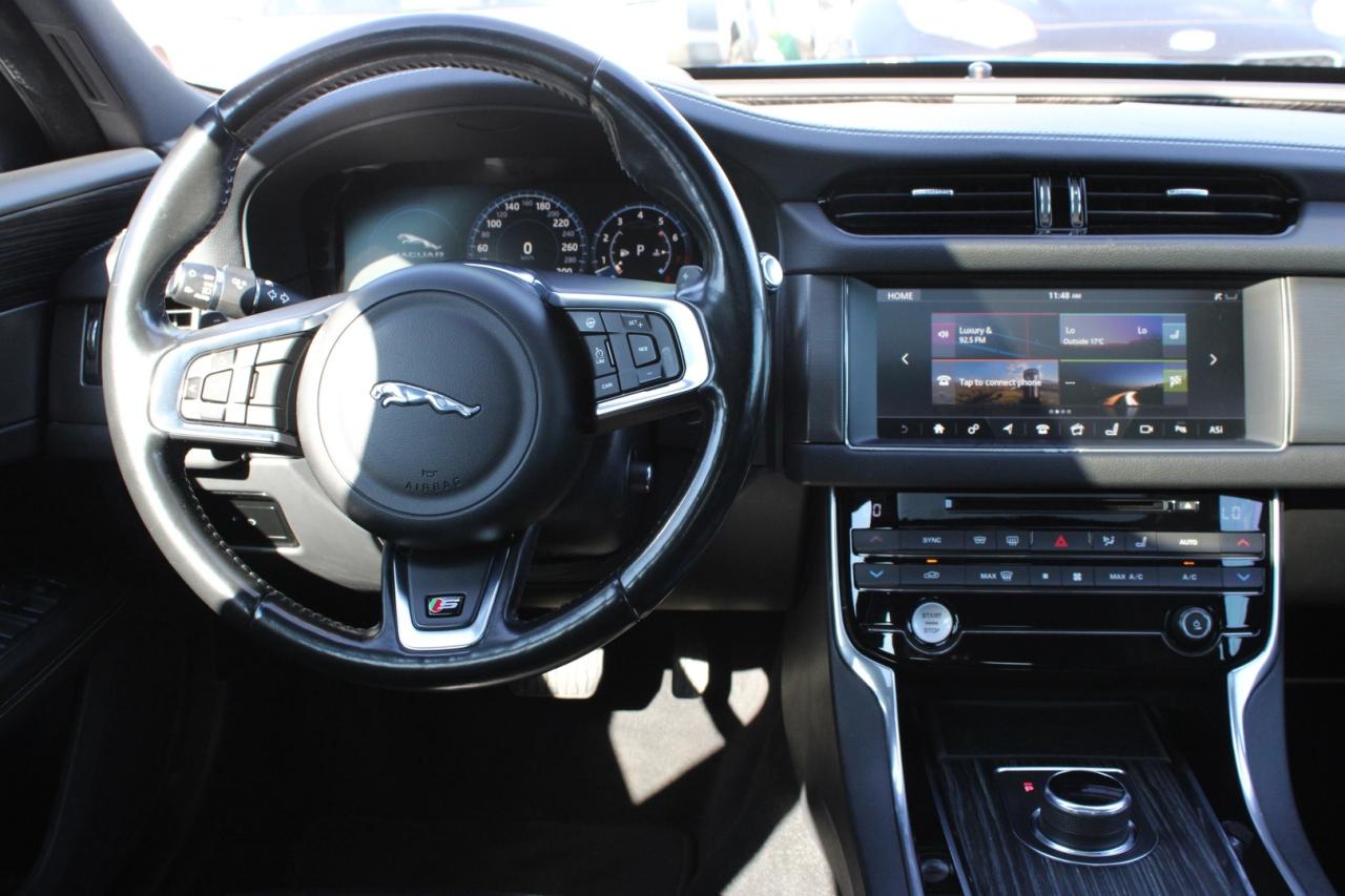 2017 Jaguar XF S AWD Photo