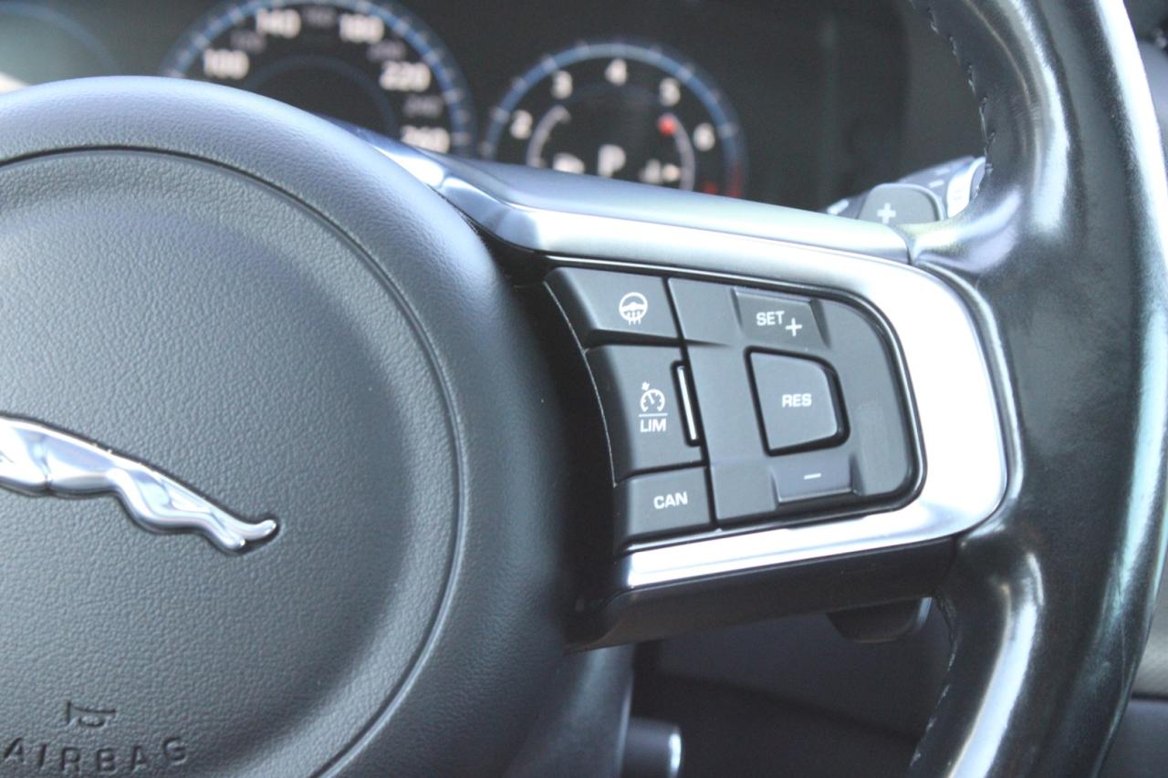 2017 Jaguar XF S AWD Photo