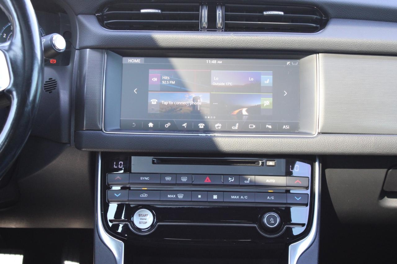 2017 Jaguar XF S AWD Photo