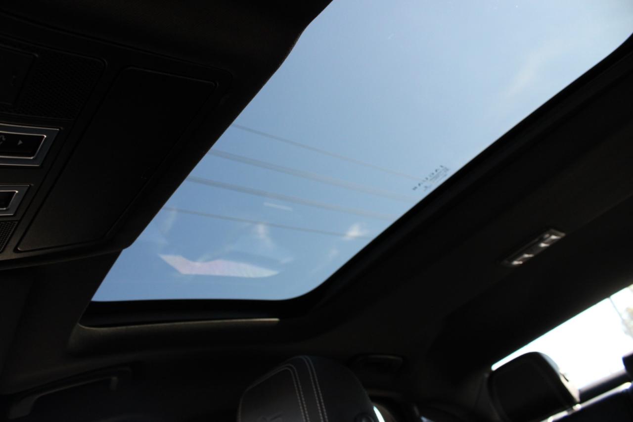 2017 Jaguar XF S AWD Photo