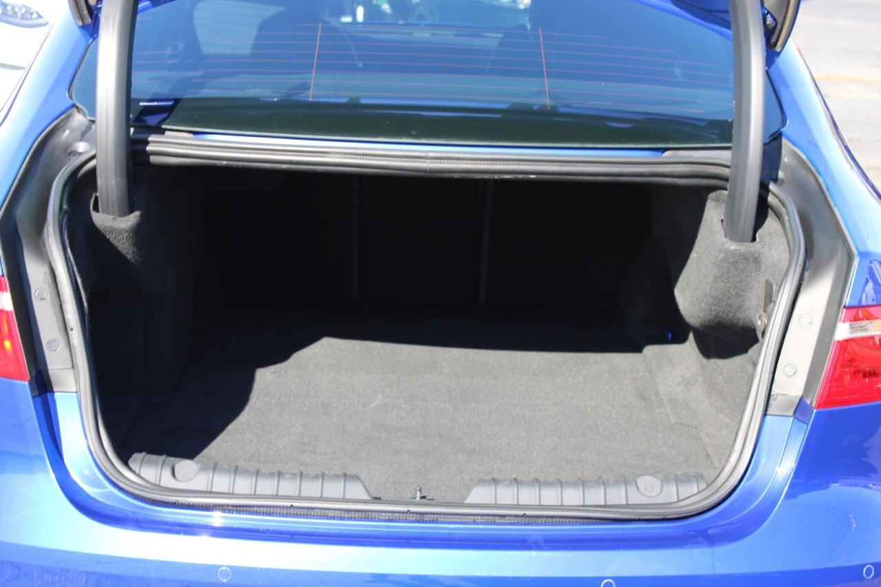 2017 Jaguar XF S AWD Photo