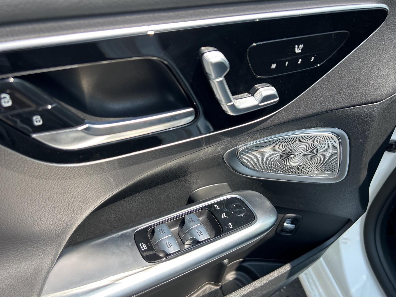 2025 Mercedes-Benz C-Class C 300 4MATIC Photo