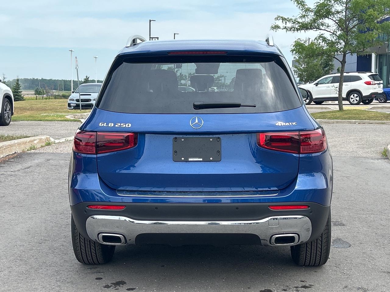 2025 Mercedes-Benz GLB 250 4MATIC Photo