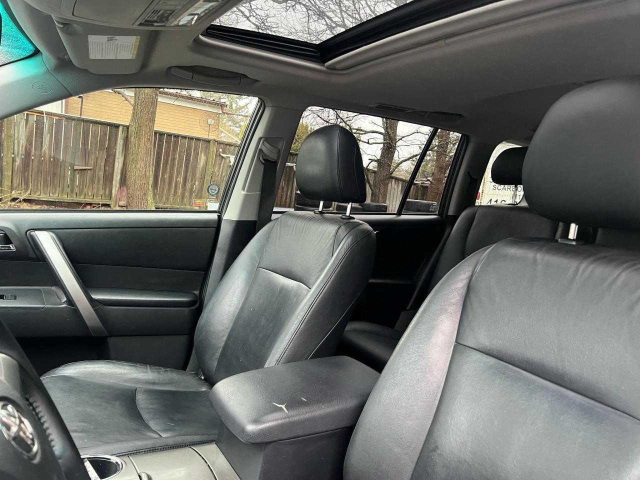 2011 Toyota Highlander Hybrid 4WD 4dr Photo