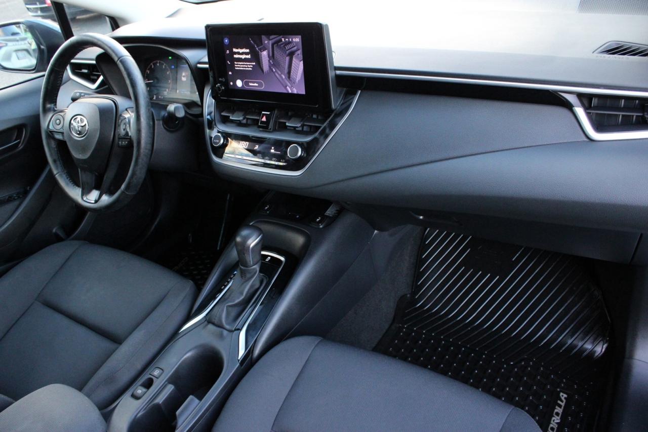 2023 Toyota Corolla LE Accident Free Clean CarFax Photo