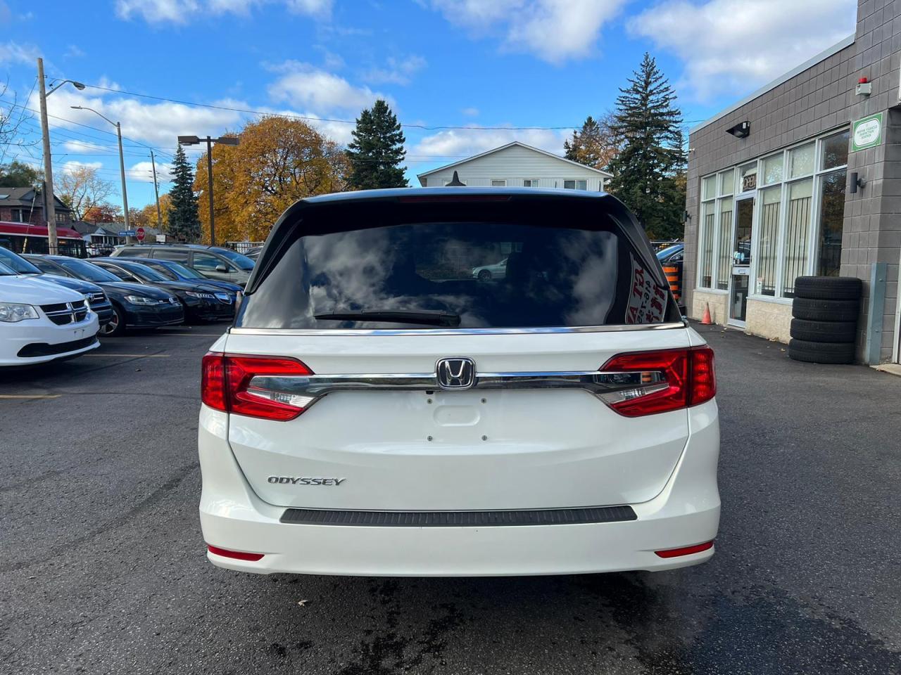 2018 Honda Odyssey LX Auto Photo