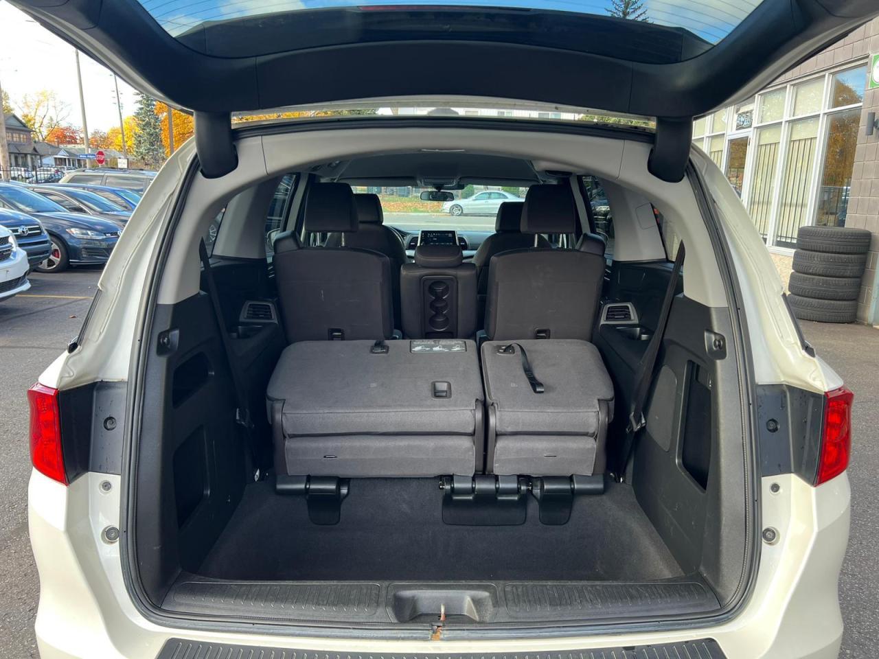 2018 Honda Odyssey LX Auto Photo