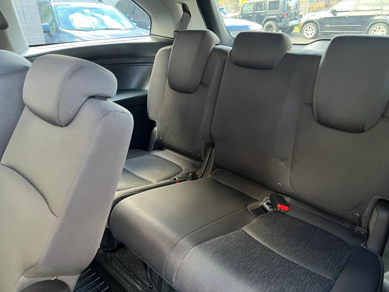 2018 Honda Odyssey LX Auto Photo