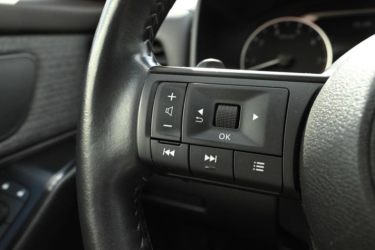 2023 Nissan Rogue S / HEATED SEATS / BLUETOOTH / AWD Photo