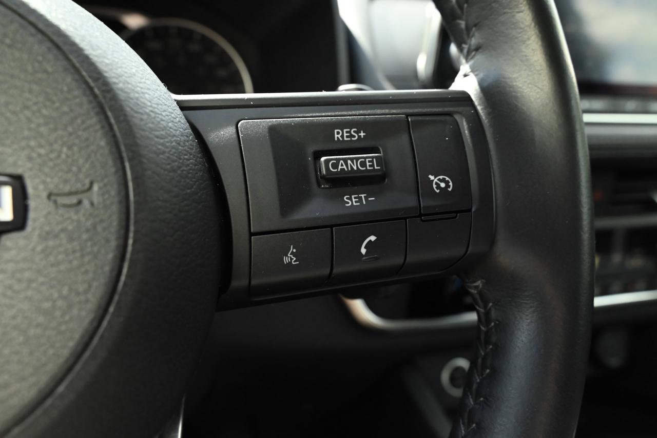 2023 Nissan Rogue S / HEATED SEATS / BLUETOOTH / AWD Photo