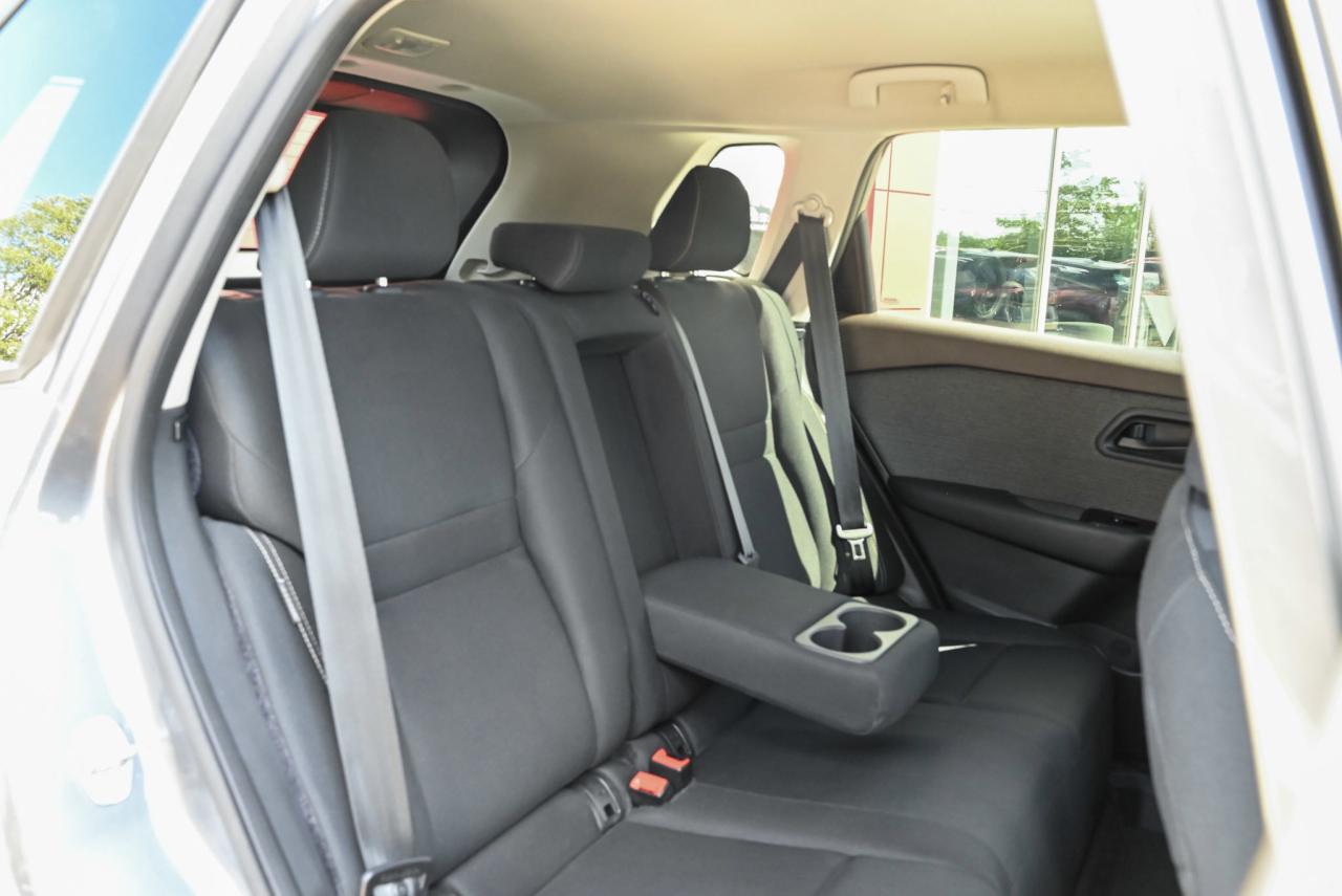 2023 Nissan Rogue S / HEATED SEATS / BLUETOOTH / AWD Photo