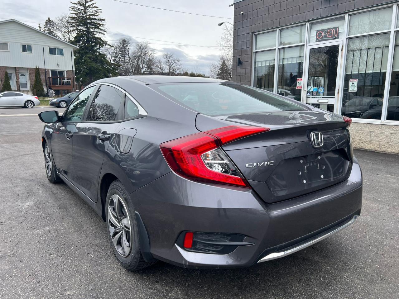 2021 Honda Civic Sedan LX Backup Bluetooth Heat Seats Photo