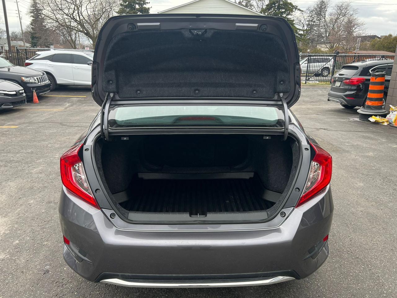 2021 Honda Civic Sedan LX Backup Bluetooth Heat Seats Photo