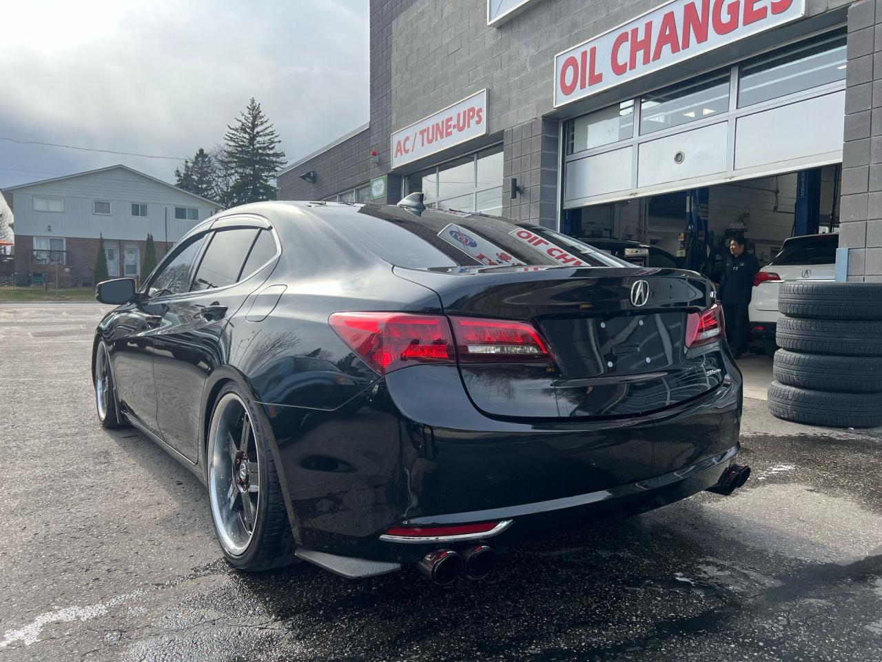 2017 Acura TLX 4dr Sdn SH-AWD V6 Performance Exhaust Photo