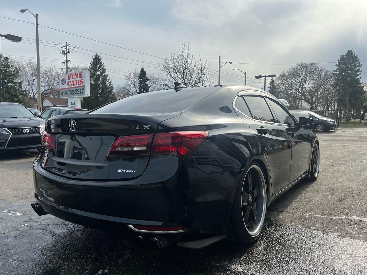 2017 Acura TLX 4dr Sdn SH-AWD V6 Performance Exhaust Photo