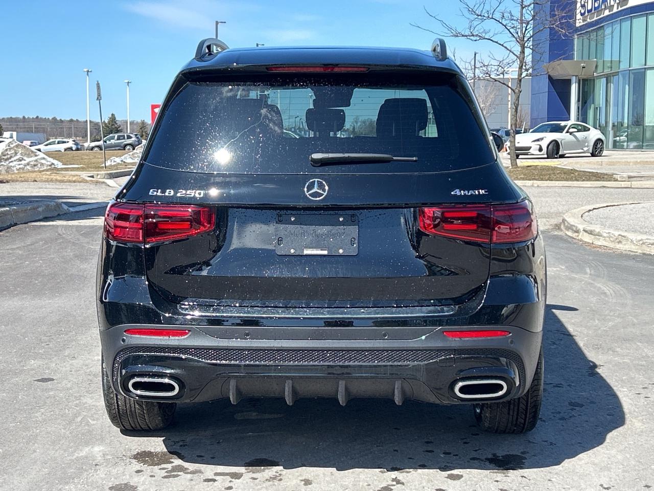 2025 Mercedes-Benz GLB 250 4MATIC Photo