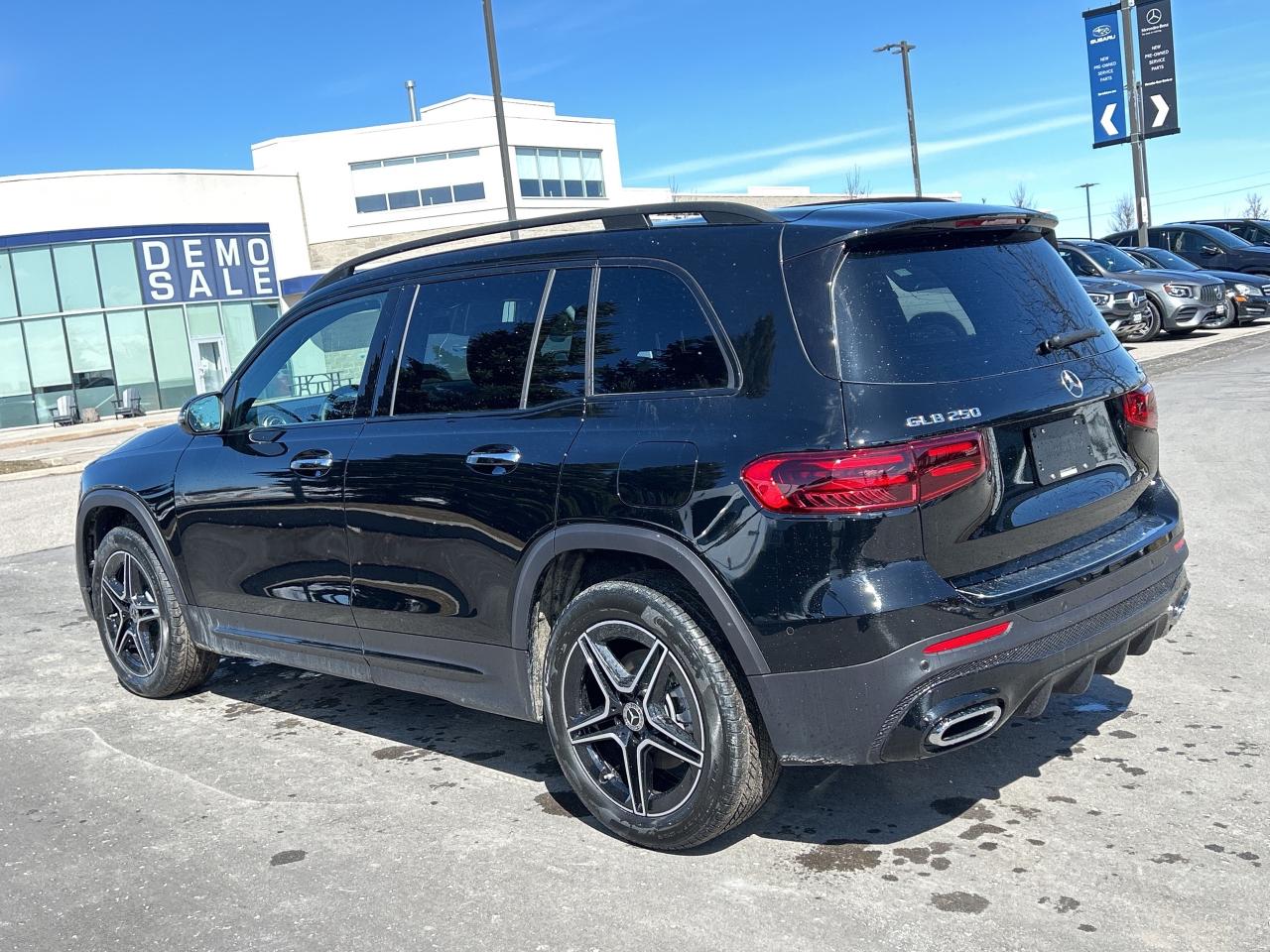 2025 Mercedes-Benz GLB 250 4MATIC Photo