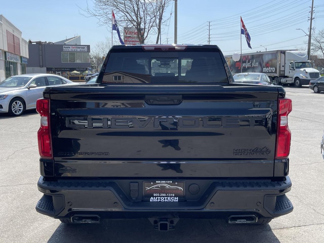 2024 Chevrolet Silverado 1500 High Country DURAMAX 3.0L TURBO-DIESEL CrewCab Ful Photo