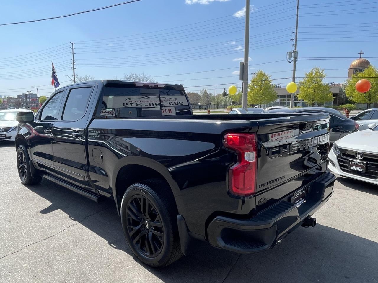 2024 Chevrolet Silverado 1500 High Country DURAMAX 3.0L TURBO-DIESEL CrewCab Ful Photo3