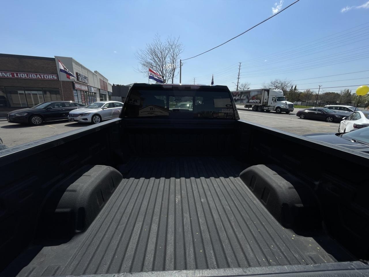 2024 Chevrolet Silverado 1500 High Country DURAMAX 3.0L TURBO-DIESEL CrewCab Ful Photo