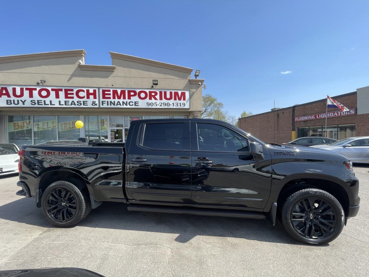 2024 Chevrolet Silverado 1500 High Country DURAMAX 3.0L TURBO-DIESEL CrewCab Ful Photo