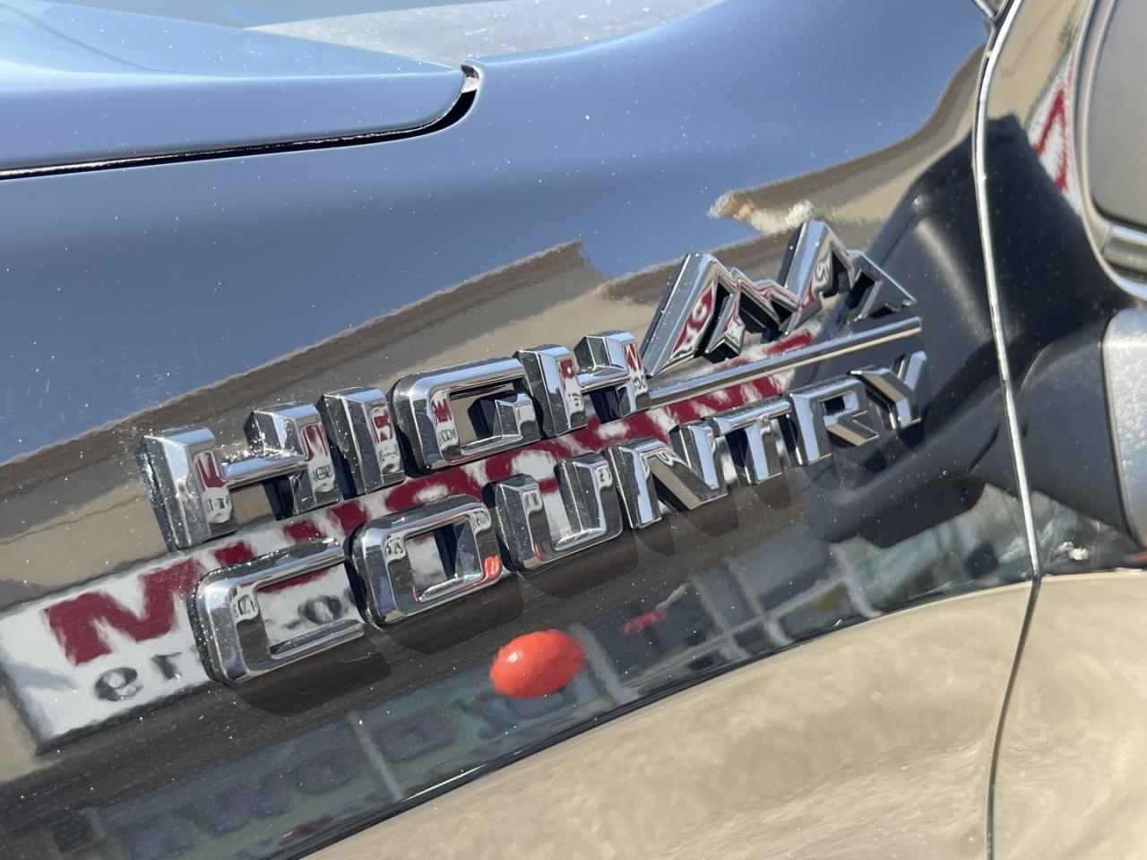 2024 Chevrolet Silverado 1500 High Country DURAMAX 3.0L TURBO-DIESEL CrewCab Ful Photo