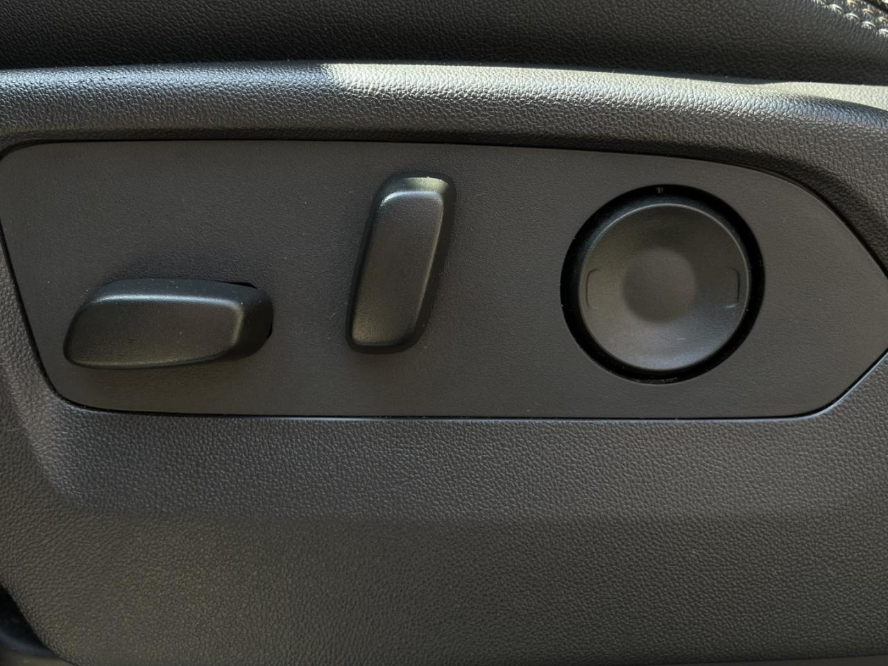 2024 Chevrolet Silverado 1500 High Country DURAMAX 3.0L TURBO-DIESEL CrewCab Ful Photo