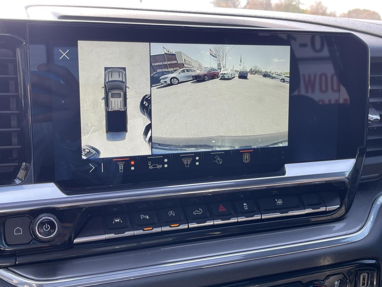 2024 Chevrolet Silverado 1500 High Country DURAMAX 3.0L TURBO-DIESEL CrewCab Ful Photo