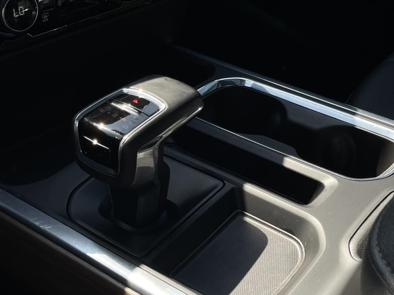 2024 Chevrolet Silverado 1500 High Country DURAMAX 3.0L TURBO-DIESEL CrewCab Ful Photo