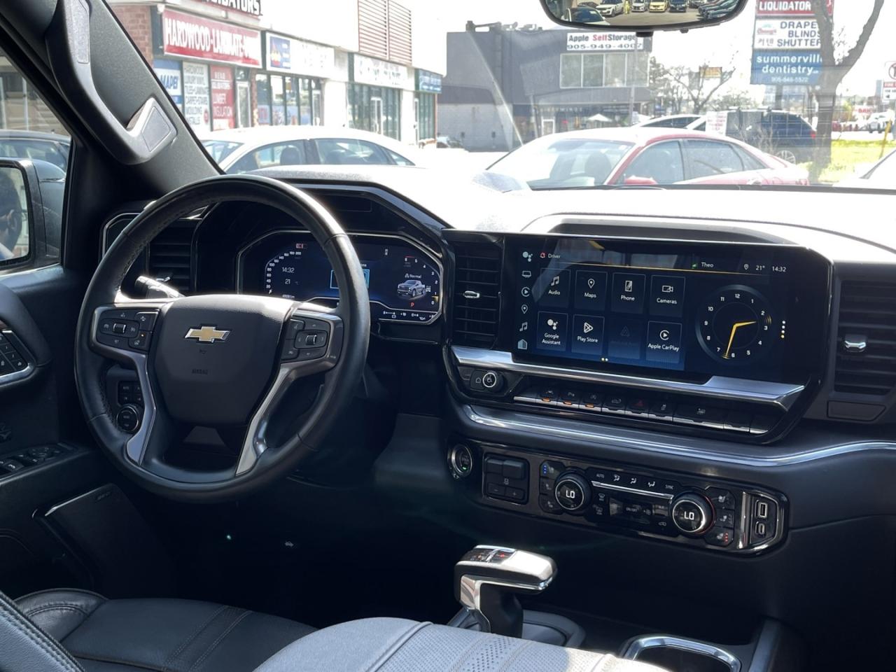 2024 Chevrolet Silverado 1500 High Country DURAMAX 3.0L TURBO-DIESEL CrewCab Ful Photo