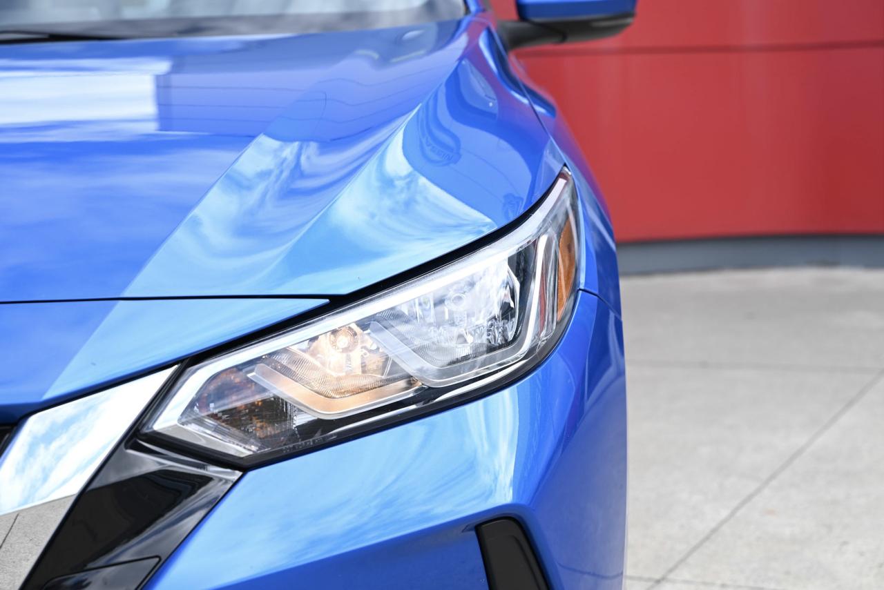 2022 Nissan Sentra SV / KEYLESS ENTRY / HEATED SEATS / VOICE COMMANDS Photo2