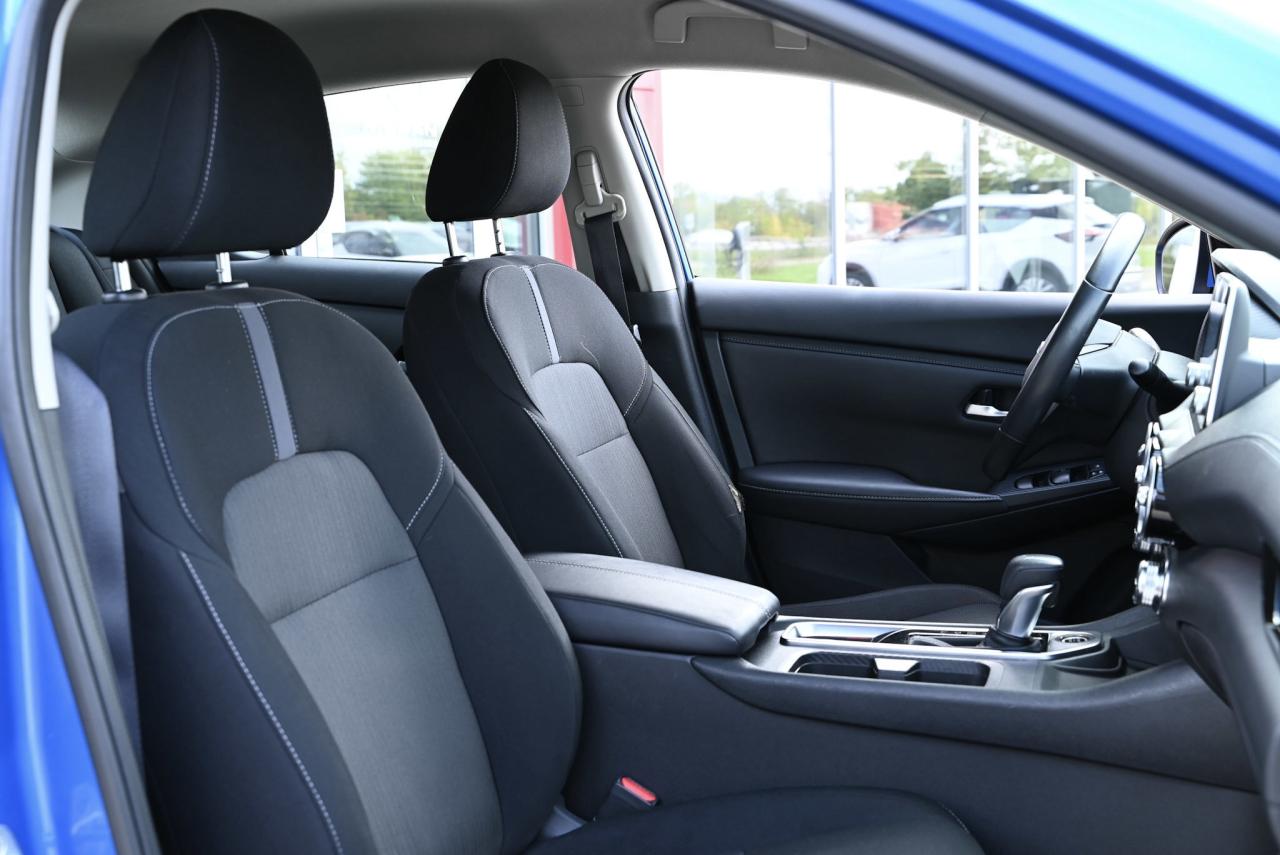 2022 Nissan Sentra SV / KEYLESS ENTRY / HEATED SEATS / VOICE COMMANDS Photo